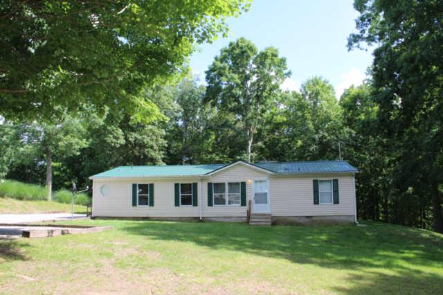 390 Stage Road Charlotte, TN 37036 - Photo 1 of 20 Gallery Image 1