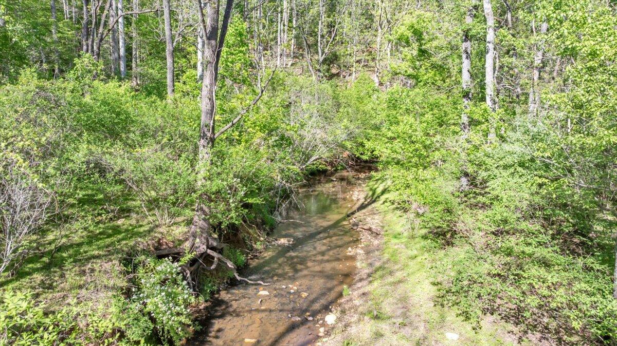 2728 Lipscomb Road Moneta, VA 24121 - Photo 14 of 17 24-DJI_20260428043157_0485_D