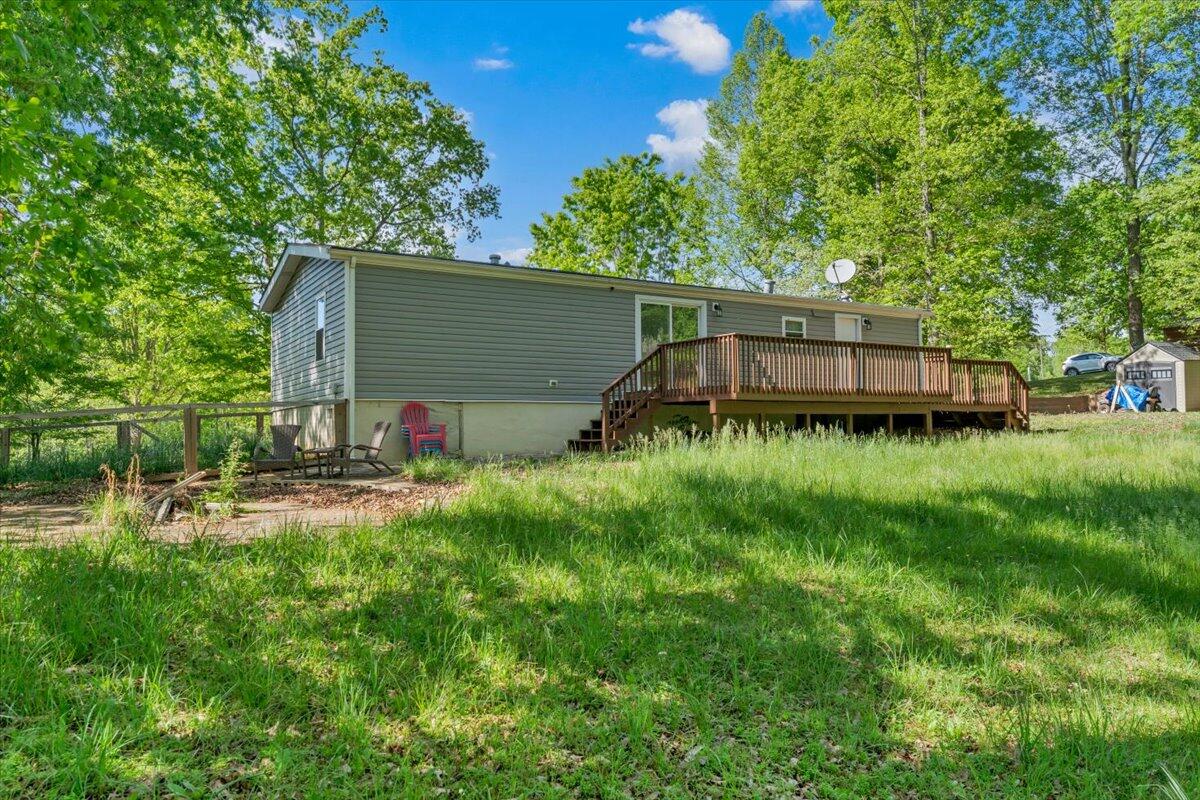 2728 Lipscomb Road Moneta, VA 24121 - Photo 16 of 17 35-MIB00342
