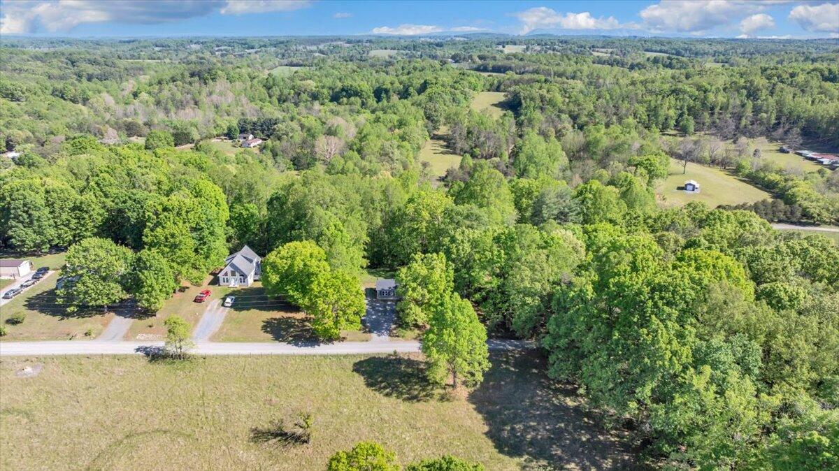 2728 Lipscomb Road Moneta, VA 24121 - Photo 10 of 17 09-DJI_20260428042431_0468_D