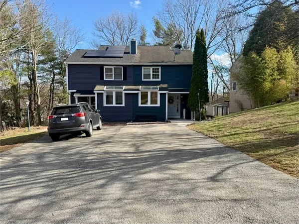 $3,000 | 22 Gates Road, Unit B, Worcester, MA 01603