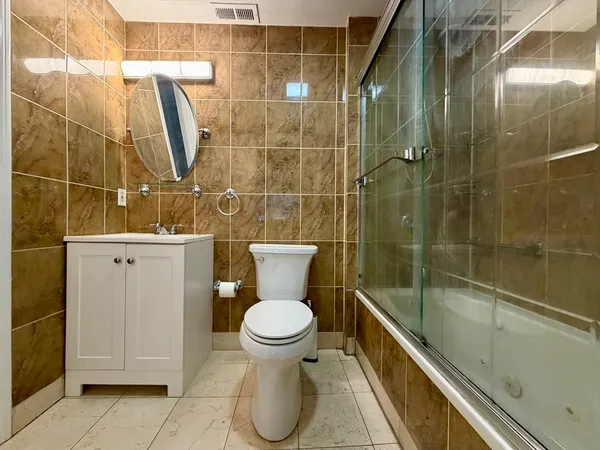 $3,000 | 22 Gates Road, Unit B, Worcester, MA 01603