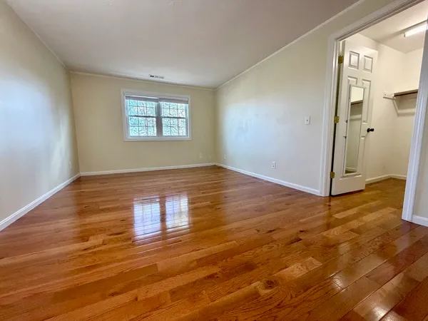 $3,000 | 22 Gates Road, Unit B, Worcester, MA 01603
