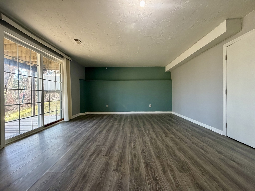 22 Gates Road, Unit B Worcester, MA 01603 - Photo 19 of 21