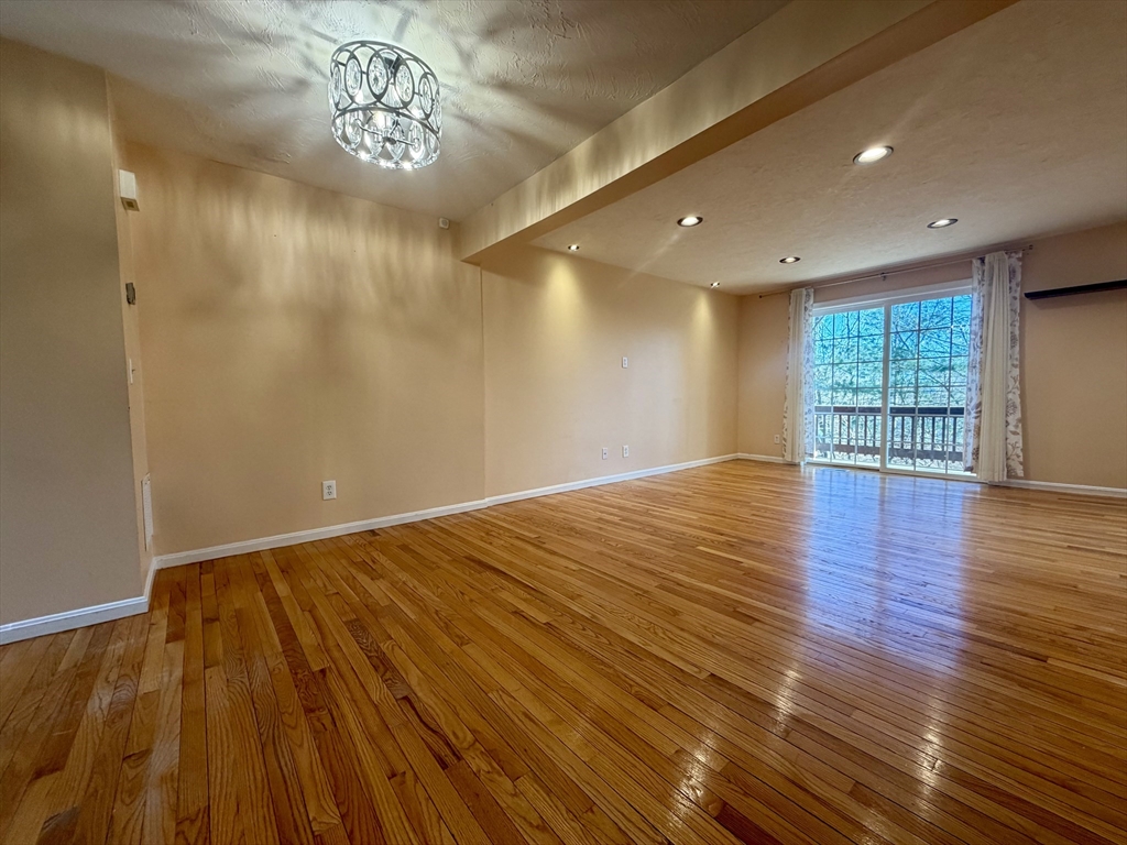 22 Gates Road, Unit B Worcester, MA 01603 - Photo 4 of 21