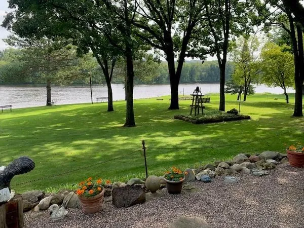$1,250,000 | 16993 197th Street North, Scandia, MN 55047