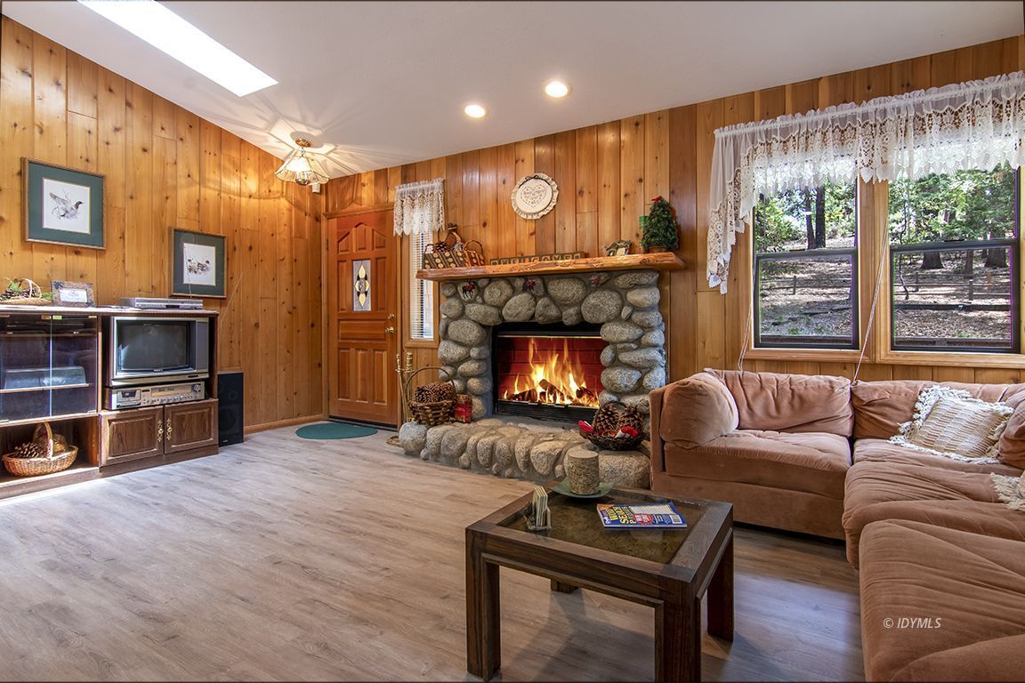 25431 Foster Lake Road Idyllwild, CA 92549 - Photo 20 of 66 Untitled