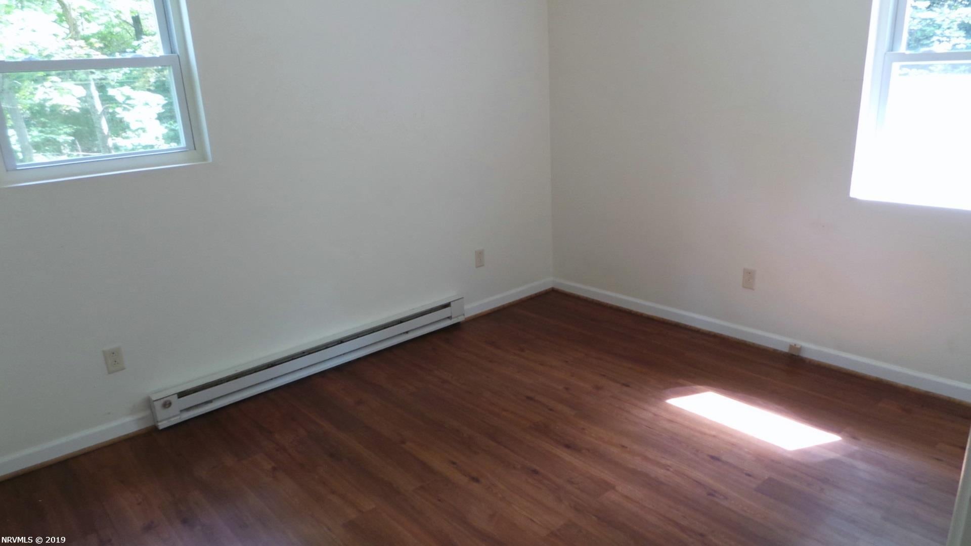 1191 Jennelle Road Blacksburg, VA 24060 - Photo 12 of 21 Gallery Image 12
