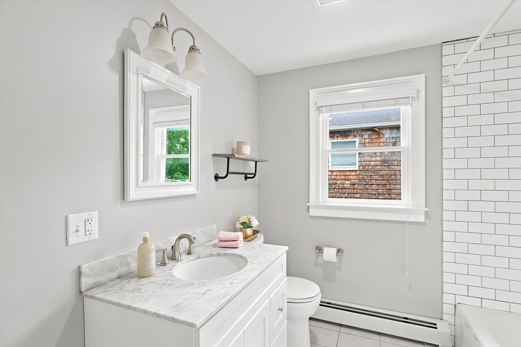 14 Willow Road Marblehead, MA 01945 - Photo 26 of 42