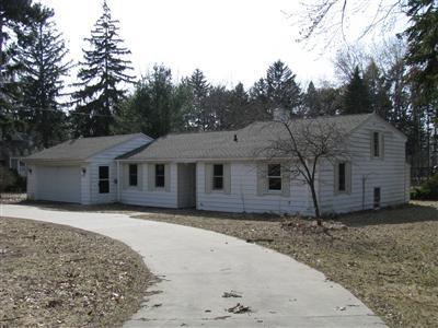 211 North Fruitport Road Spring Lake, MI 49456 - Photo 1 of 3 Primary Photo