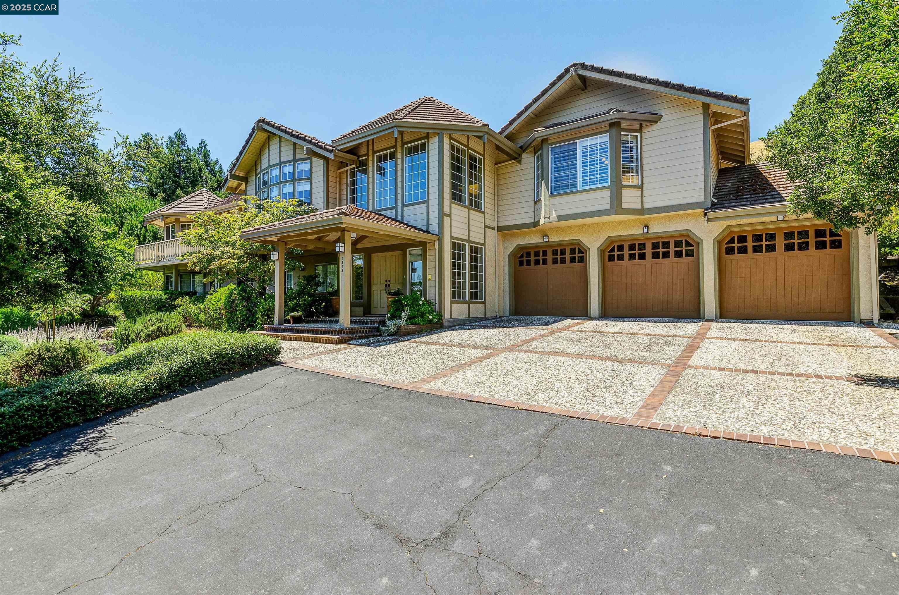 3434 Woodview Drive Lafayette, CA 94549 - Photo 2 of 24