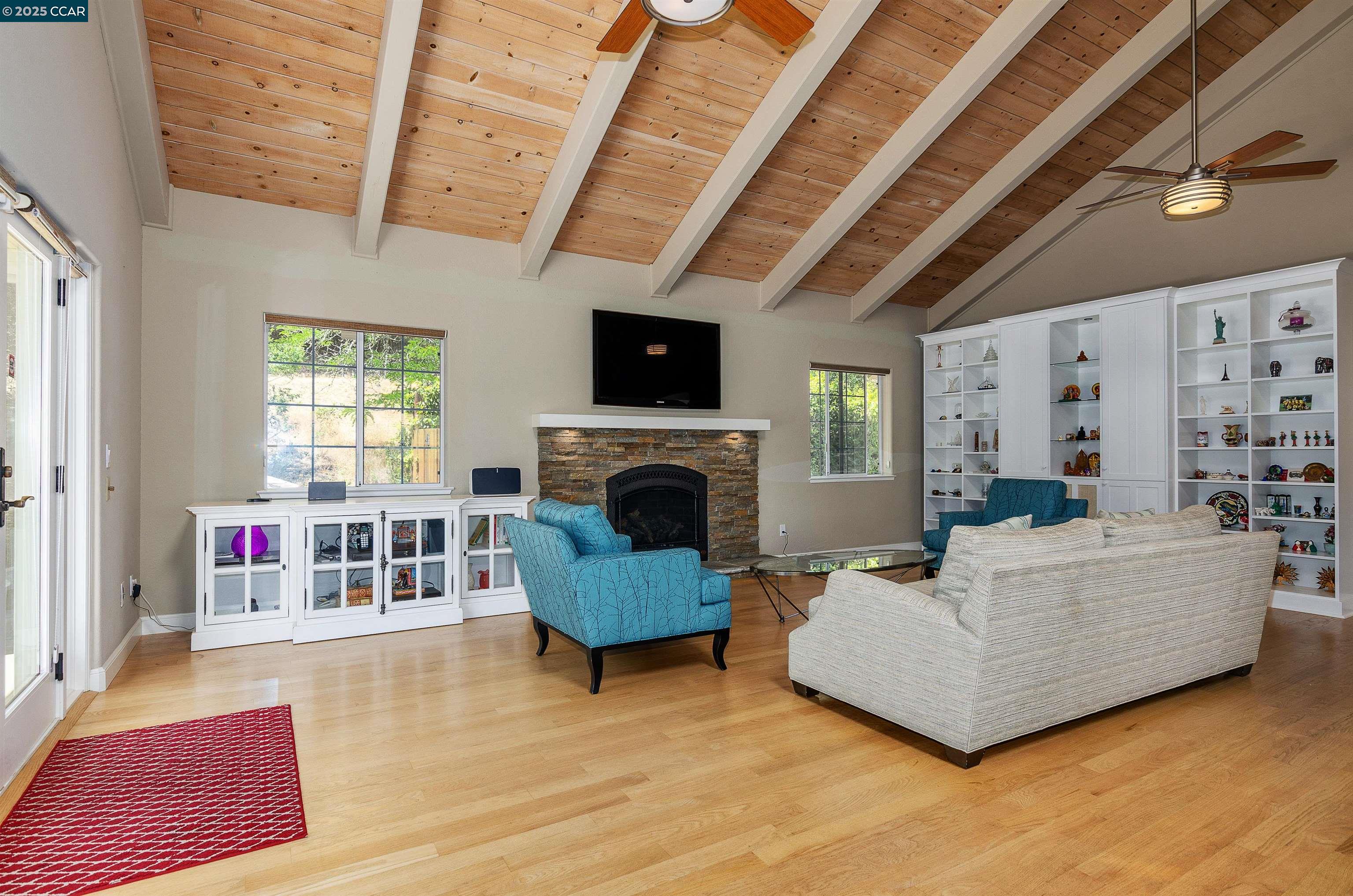 3434 Woodview Drive Lafayette, CA 94549 - Photo 10 of 24