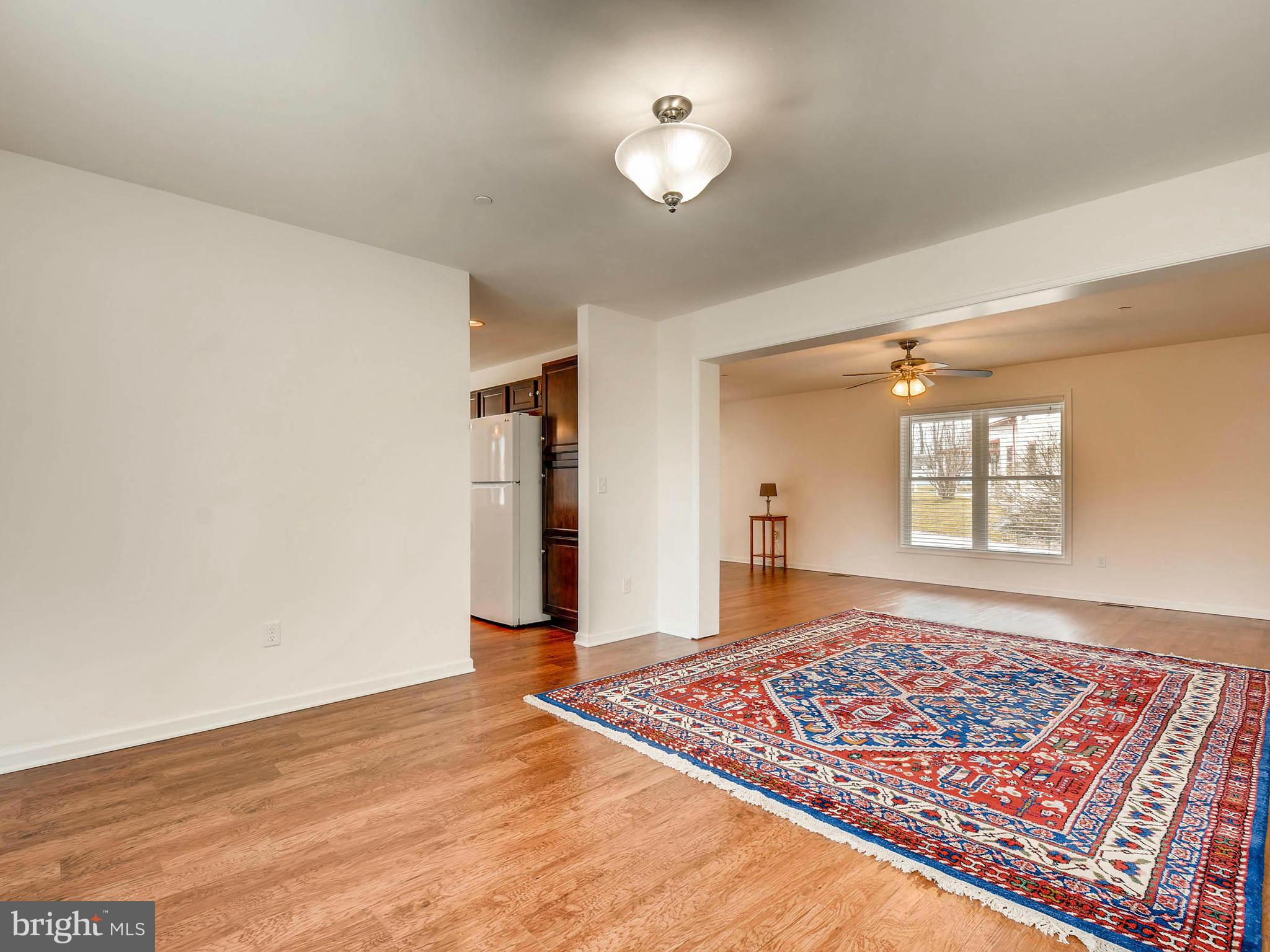 4939 Pleasant Grove Road Reisterstown, MD 21136 - Photo 8 of 26 Living Room