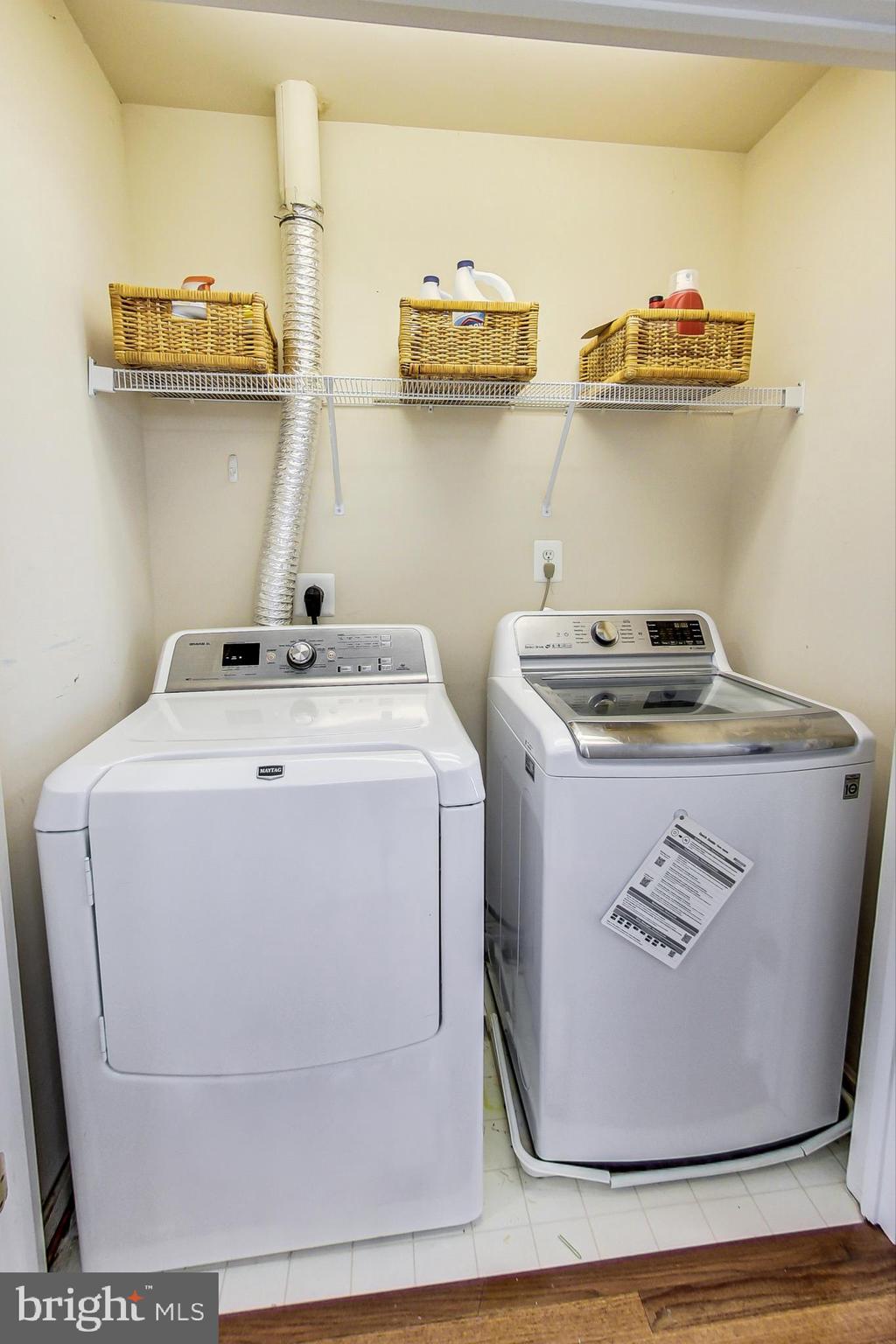 9139 Ribbon Falls Loop Bristow, VA 20136 - Photo 39 of 49 Upper level laundry