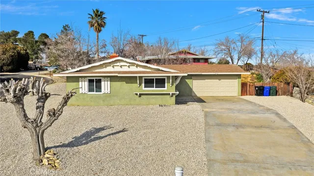 $389,900 | 15846 Inyo Street, Victorville, CA 92395