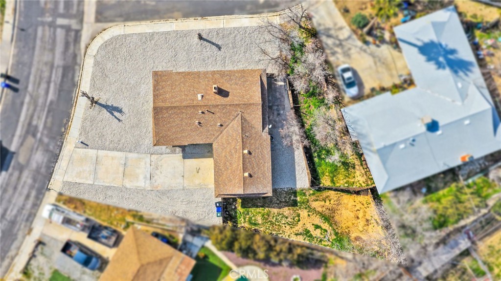 15846 Inyo Street Victorville, CA 92395 - Photo 41 of 44 view of rooftop