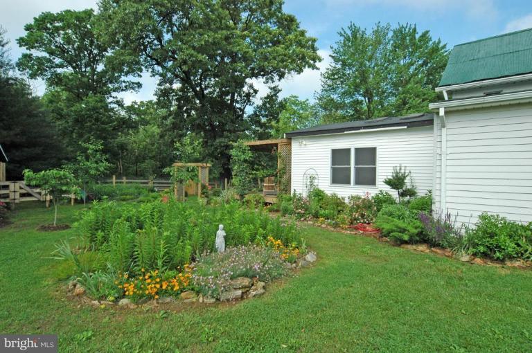 9200 Brown Church Road Mount Airy, MD 21771 - Photo 19 of 29 Unique #1
