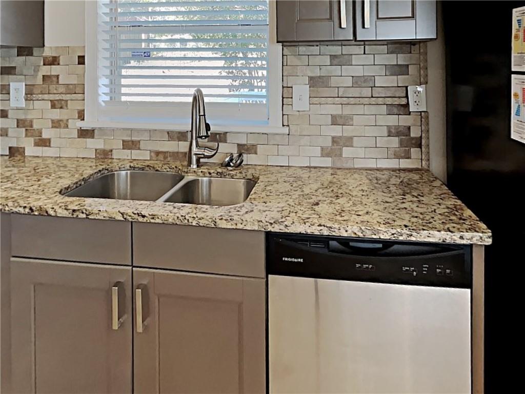 3148 Thrasher Circle Decatur, GA 30032 - Photo 14 of 20 Gallery Image 14