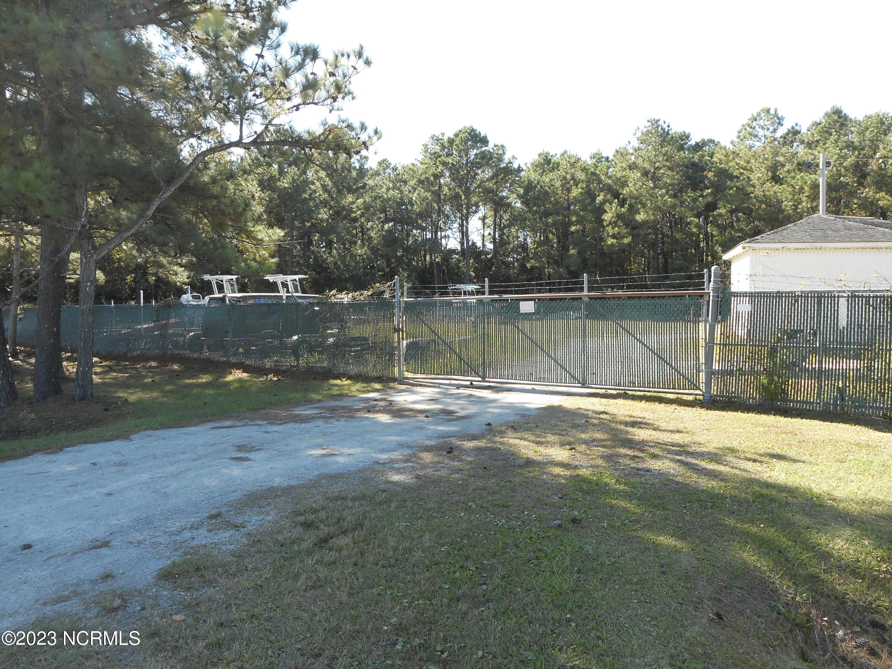 800 Country Club Road, Unit 55 Morehead City, NC 28557 - Photo 44 of 46 DSCN2472