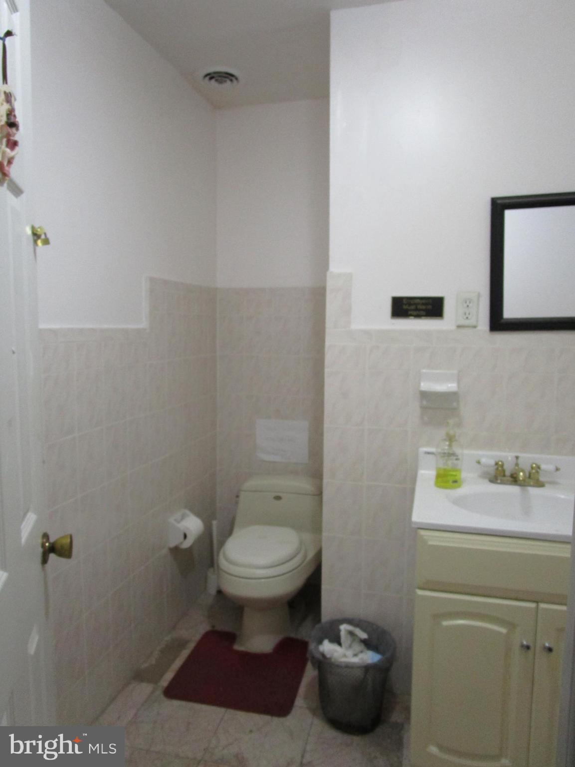 129 West Tabor Road Philadelphia, PA 19120 - Photo 8 of 29 First floor powder room