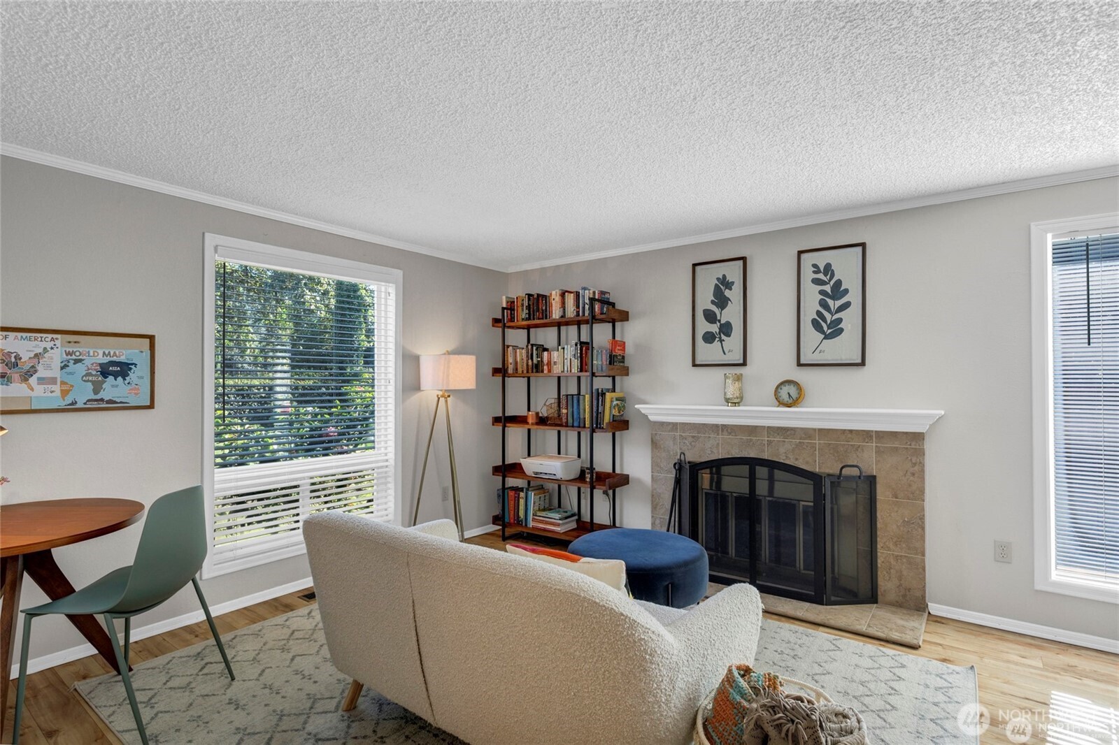 6502 Avondale Road Southwest, Unit 4 Lakewood, WA 98499 - Photo 5 of 32