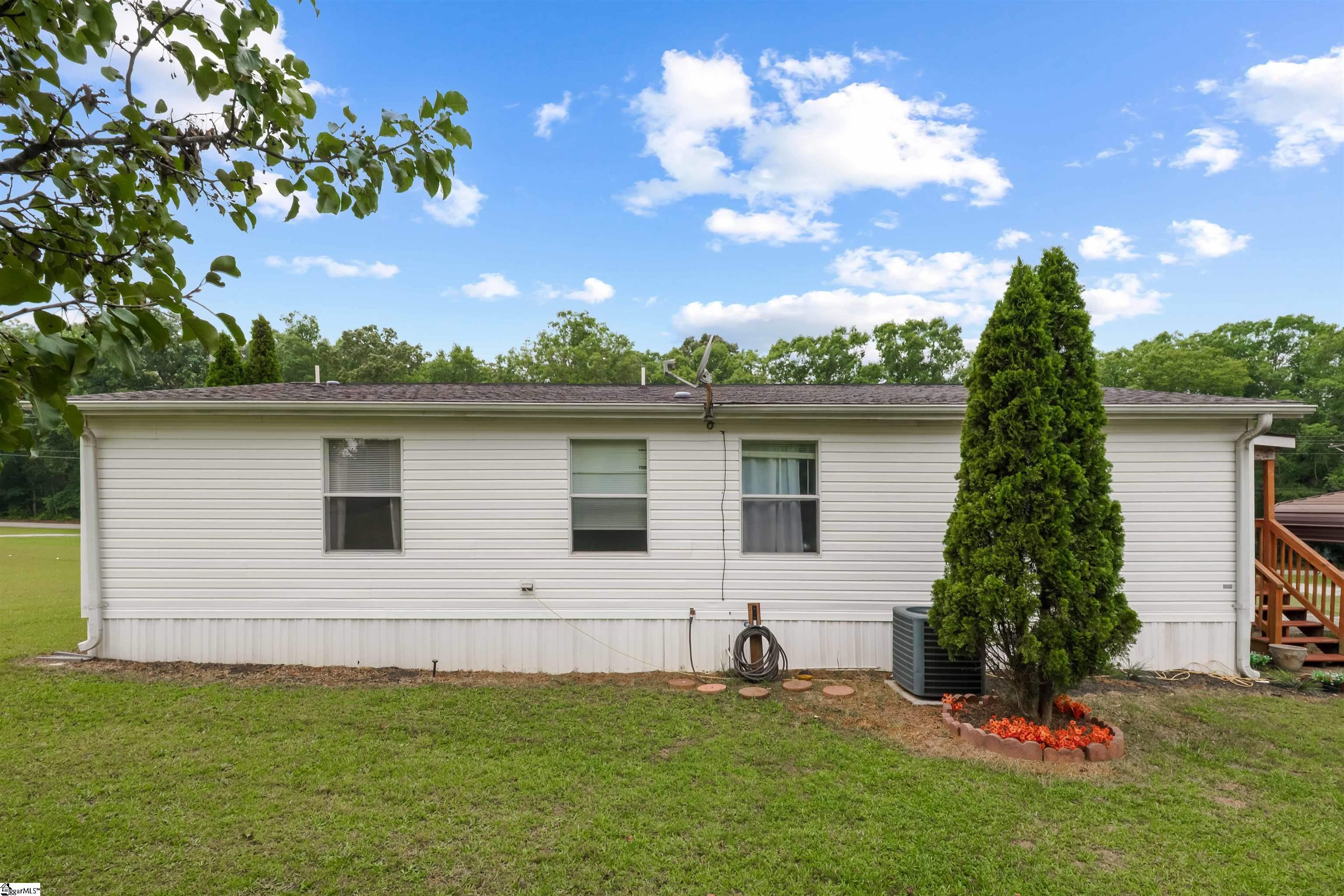 143 State Rd S-42-3140 Woodruff, SC 29388 - Photo 23 of 35