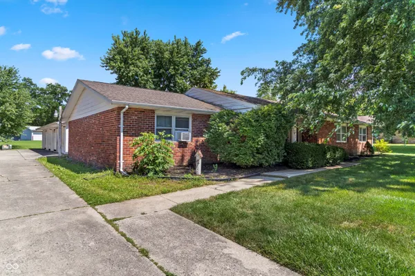 $150,000 | 5304-5306 North Hemlock Drive, Muncie, IN 47304
