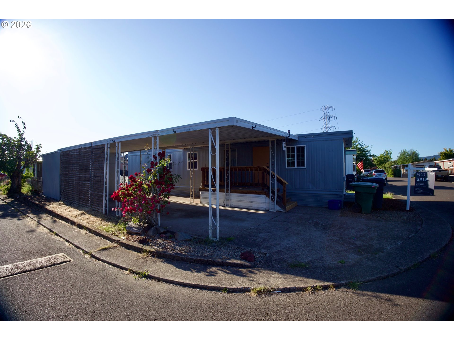 1120 West Fairview Drive, Unit 48 Springfield, OR 97477 - Photo 2 of 13