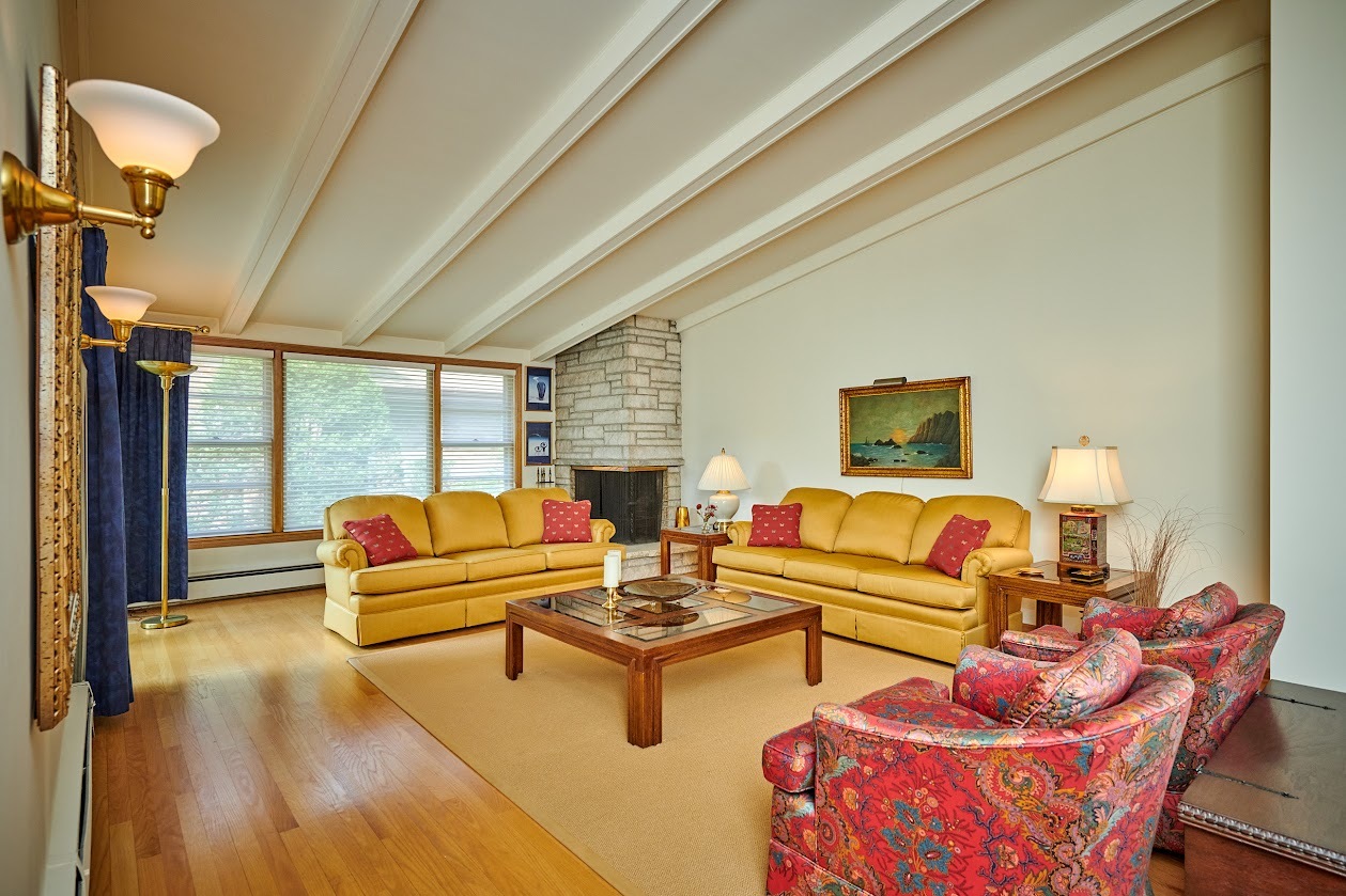 1859 Prairie Avenue Park Ridge, IL 60068 - Photo 10 of 27 a living room with furniture and a large window