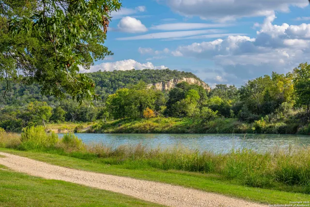 $7,800,000 | Tbd Fm 2169, Junction, TX 76849