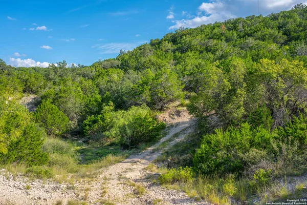 $7,800,000 | Tbd Fm 2169, Junction, TX 76849