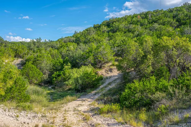 $7,800,000 | Tbd Fm 2169, Junction, TX 76849