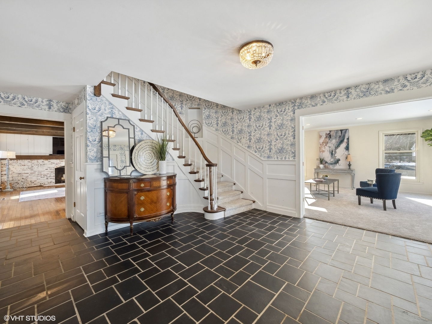 29 Coventry Road Northfield, IL 60025 - Photo 3 of 22 Gallery Image 3