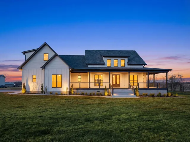 $799,900 | 4352 Dot Road, Springfield, TN 37172