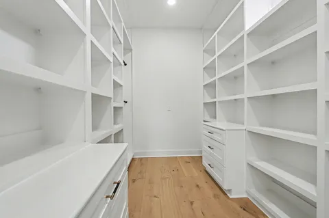 $799,900 | 4352 Dot Road, Springfield, TN 37172