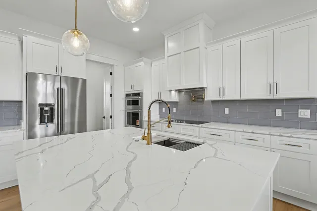 $799,900 | 4352 Dot Road, Springfield, TN 37172