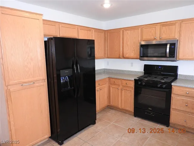 $2,000 | 9504 Havasu Canyon Avenue, Las Vegas, NV 89166