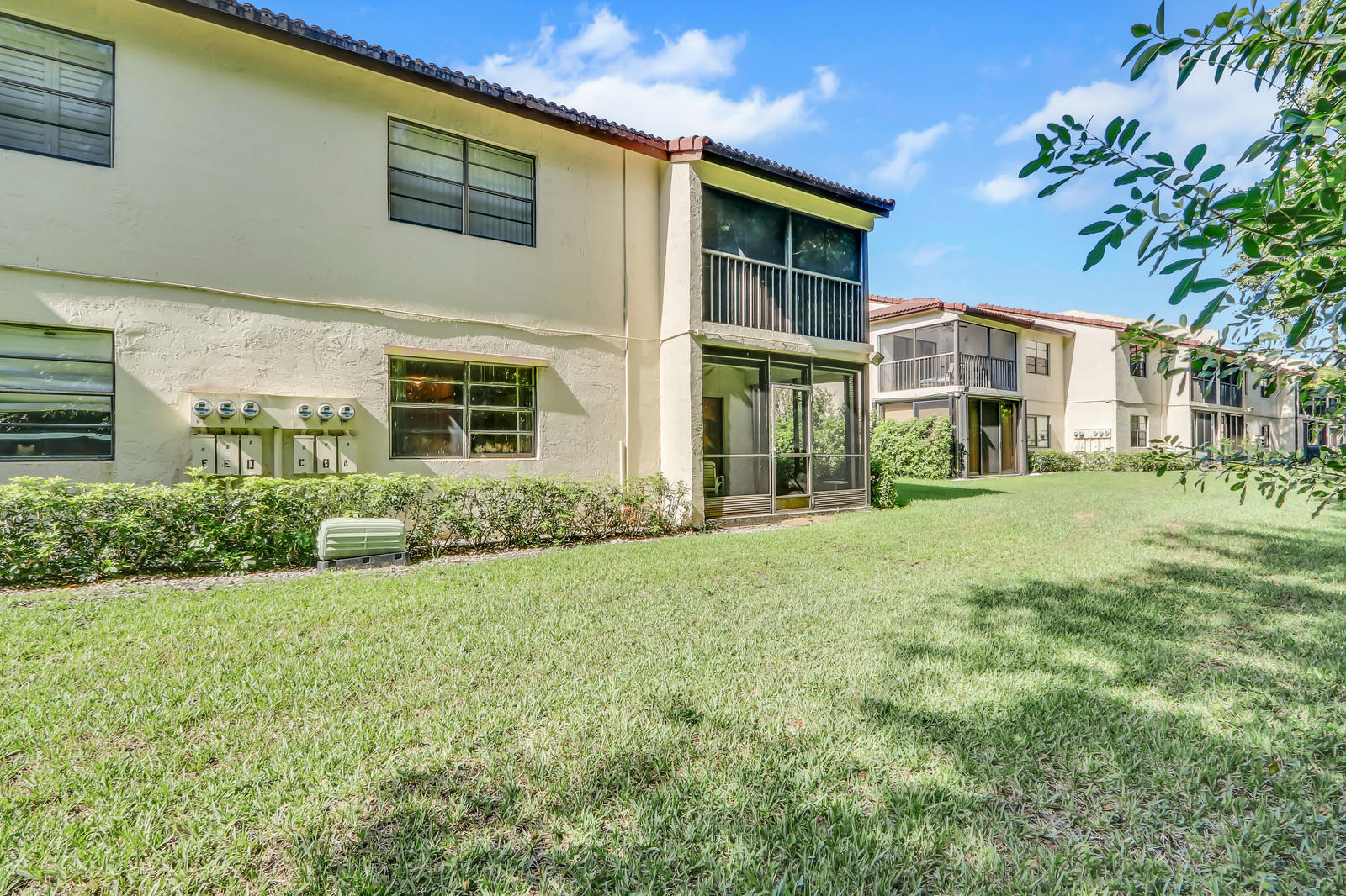 21728 Arriba Real, Unit 34A Boca Raton, FL 33433 - Photo 9 of 33 28_Image_29_of_35_mls