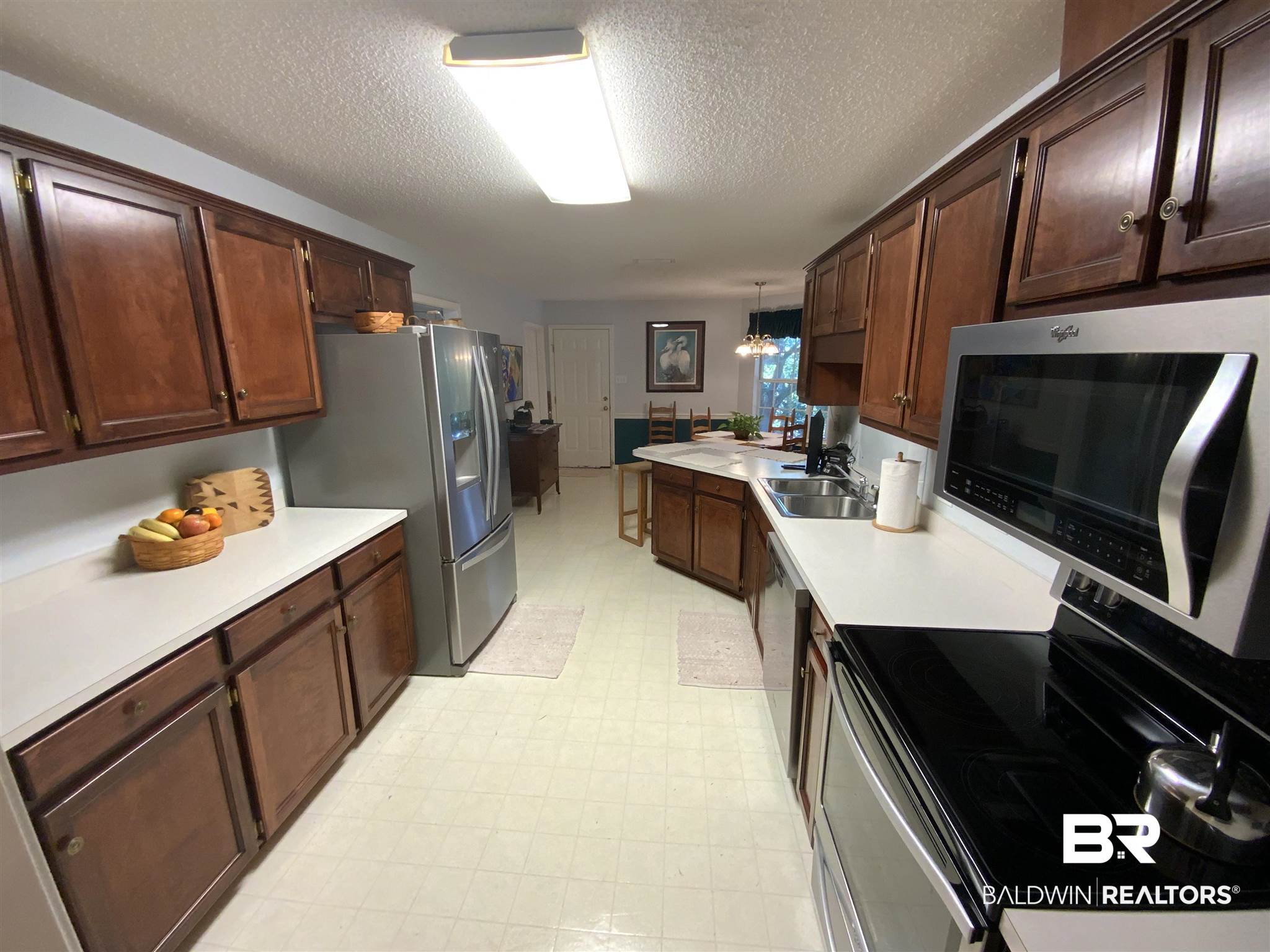 30949 Wellington Court Daphne, AL 36527 - Photo 10 of 22 Kitchen