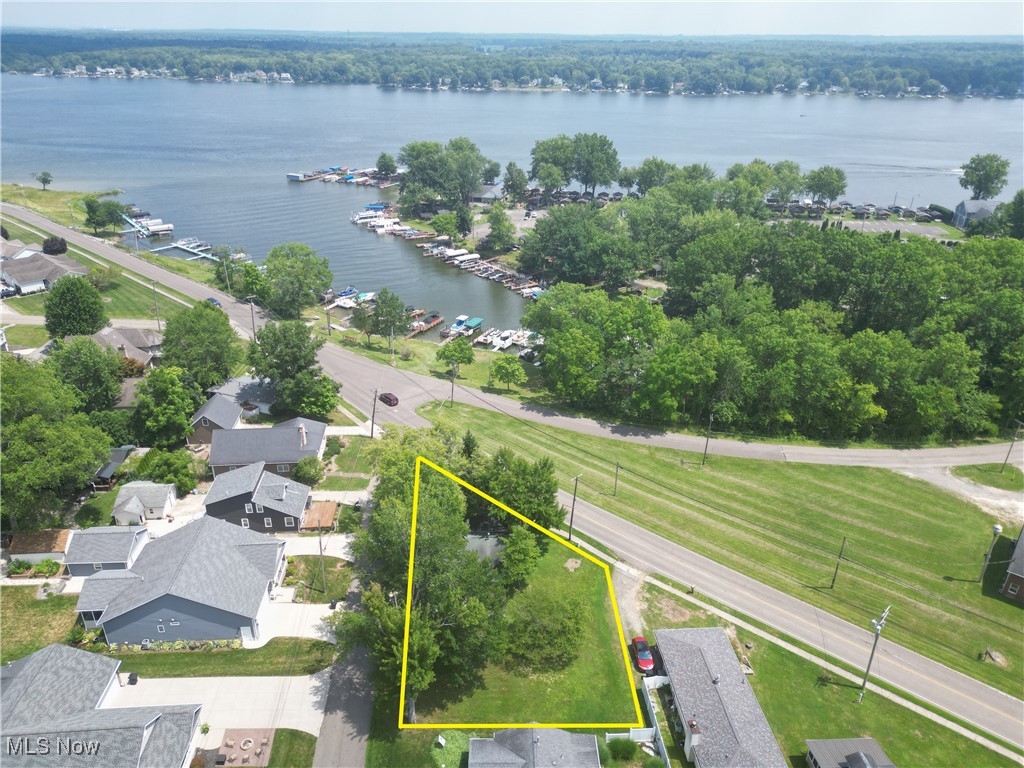 1842 Grandview Road Lake Milton, OH 44429 - Photo 2 of 35