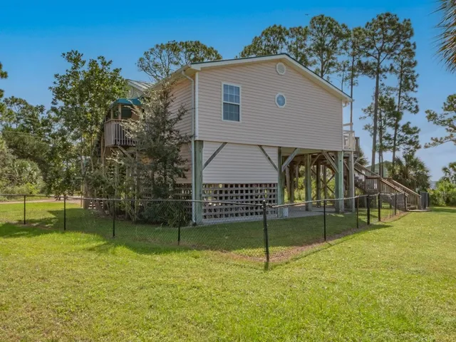 $469,000 | 21 Shoreline Drive, Panacea, FL 32346
