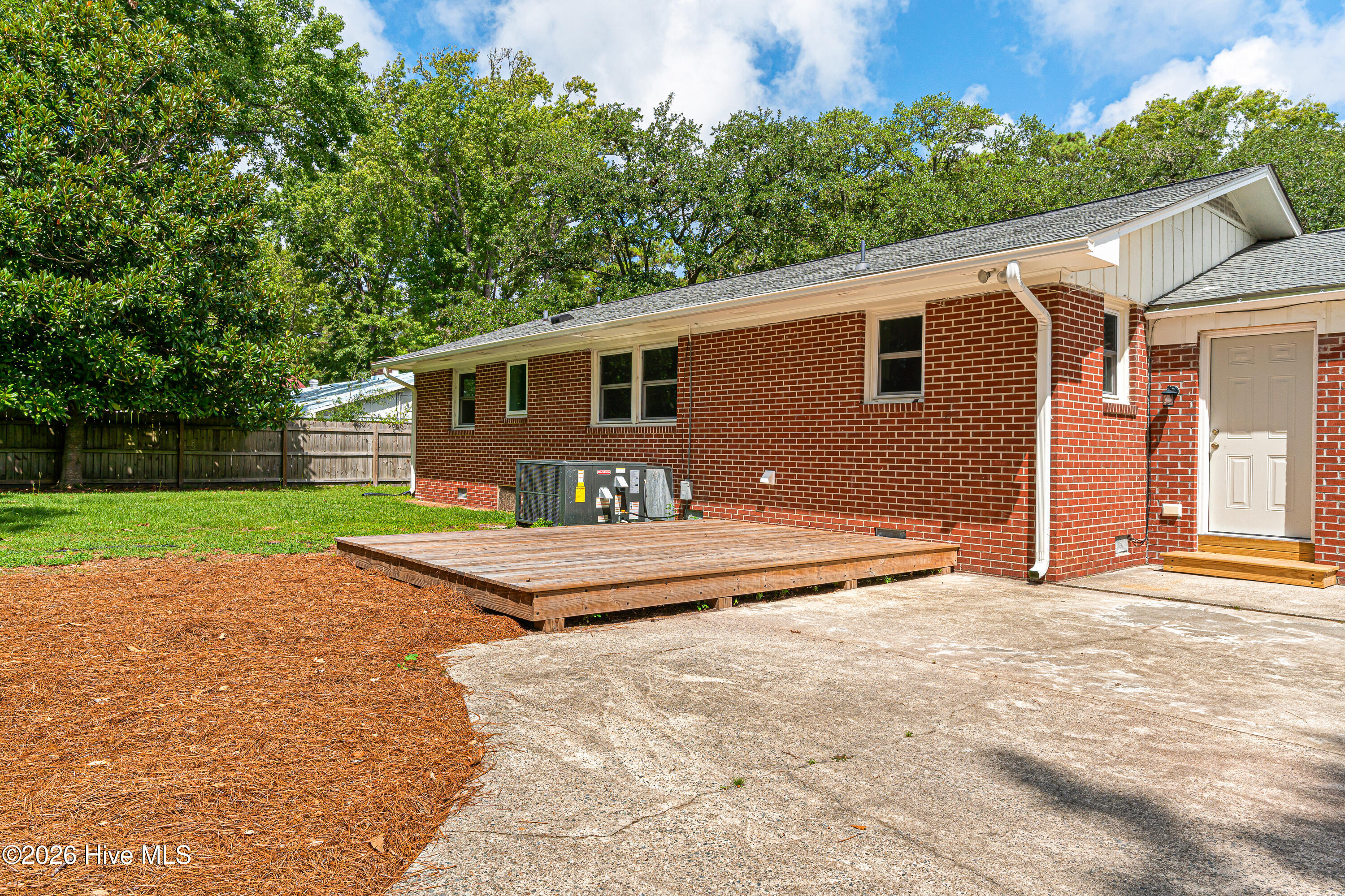 4111 Country Club Road Morehead City, NC 28557 - Photo 26 of 50 Gallery Image 26