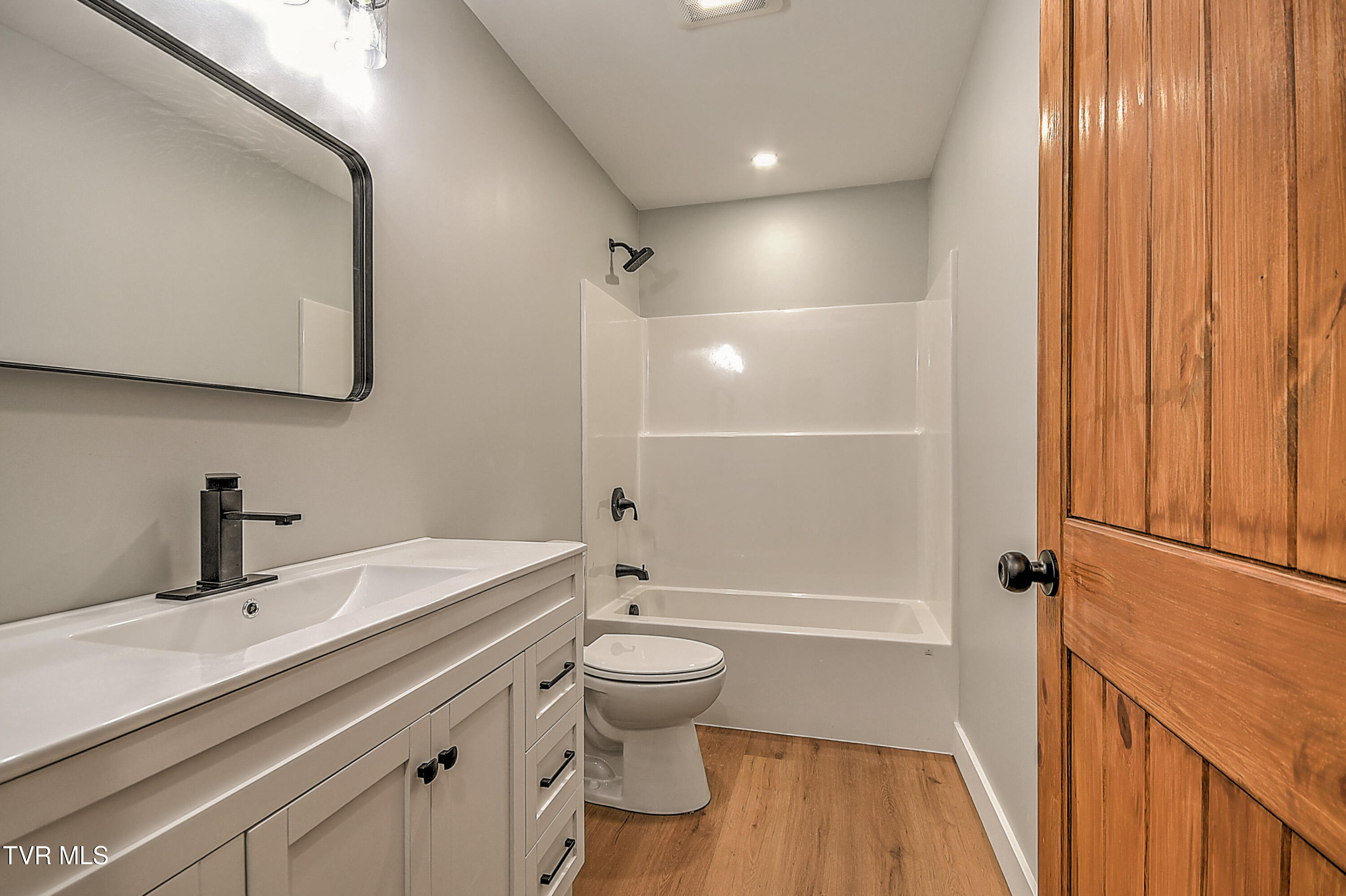 15216 Bordwine Road Bristol, VA 24202 - Photo 30 of 47 15216 Bordwine GUnit-43