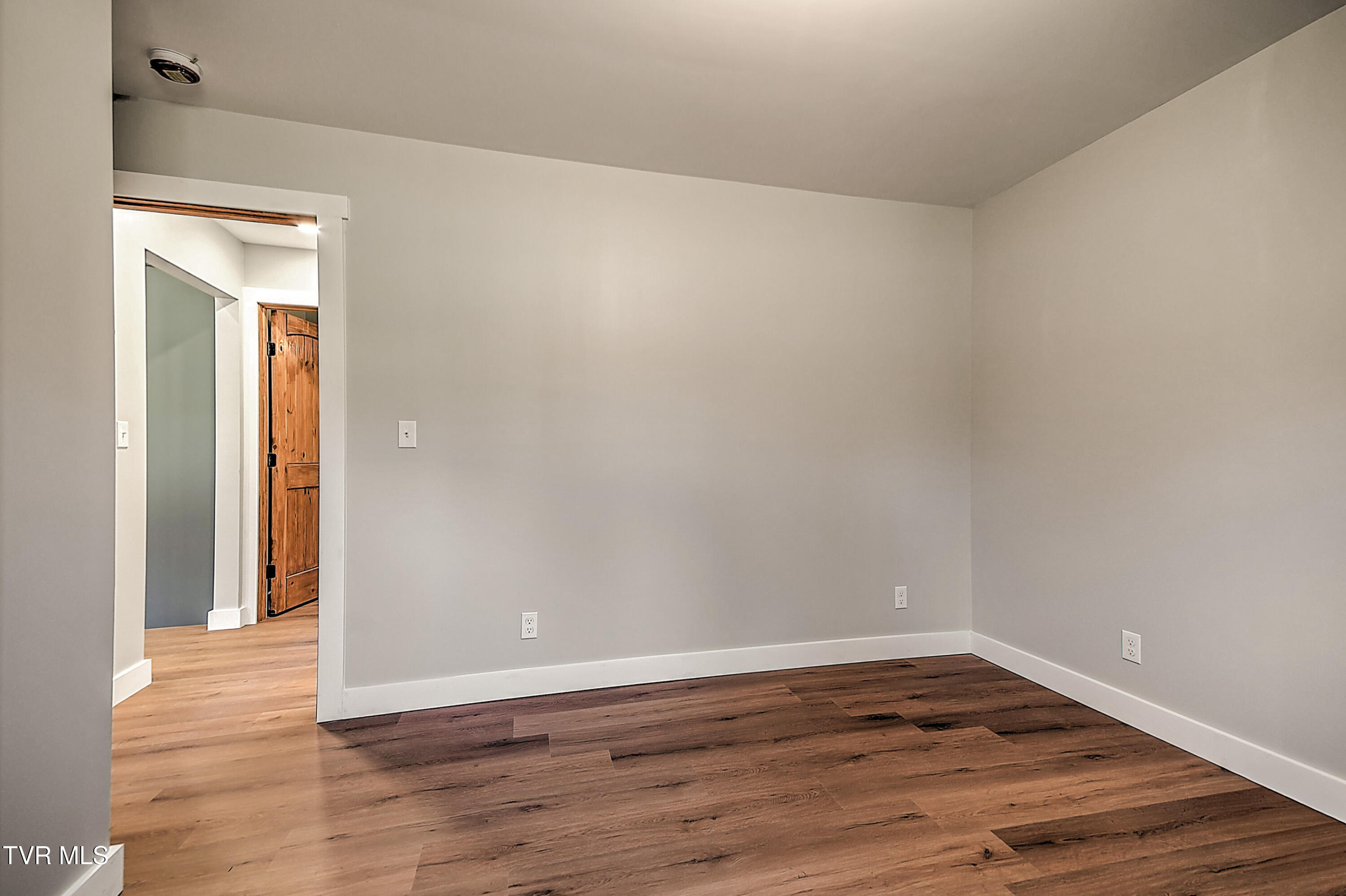 15216 Bordwine Road Bristol, VA 24202 - Photo 33 of 47 15216 Bordwine GUnit-48