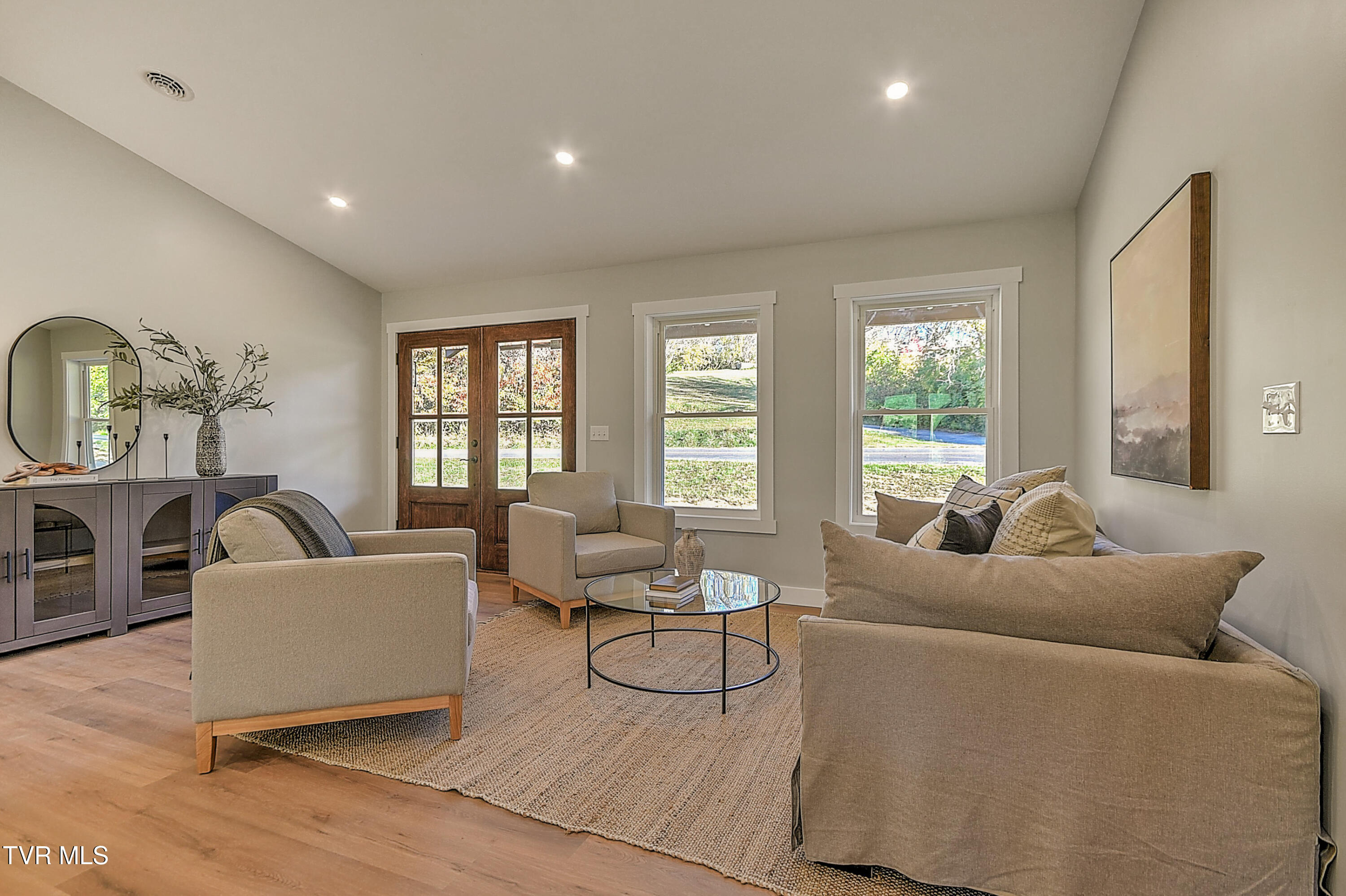 15216 Bordwine Road Bristol, VA 24202 - Photo 8 of 47 15216 Bordwine GUnit-12