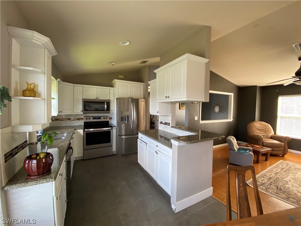 17146 Oriole Road Fort Myers, FL 33967 - Photo 25 of 38