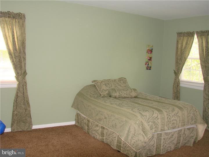 587 Coach Road Horsham, PA 19044 - Photo 9 of 17 Master Bedroom