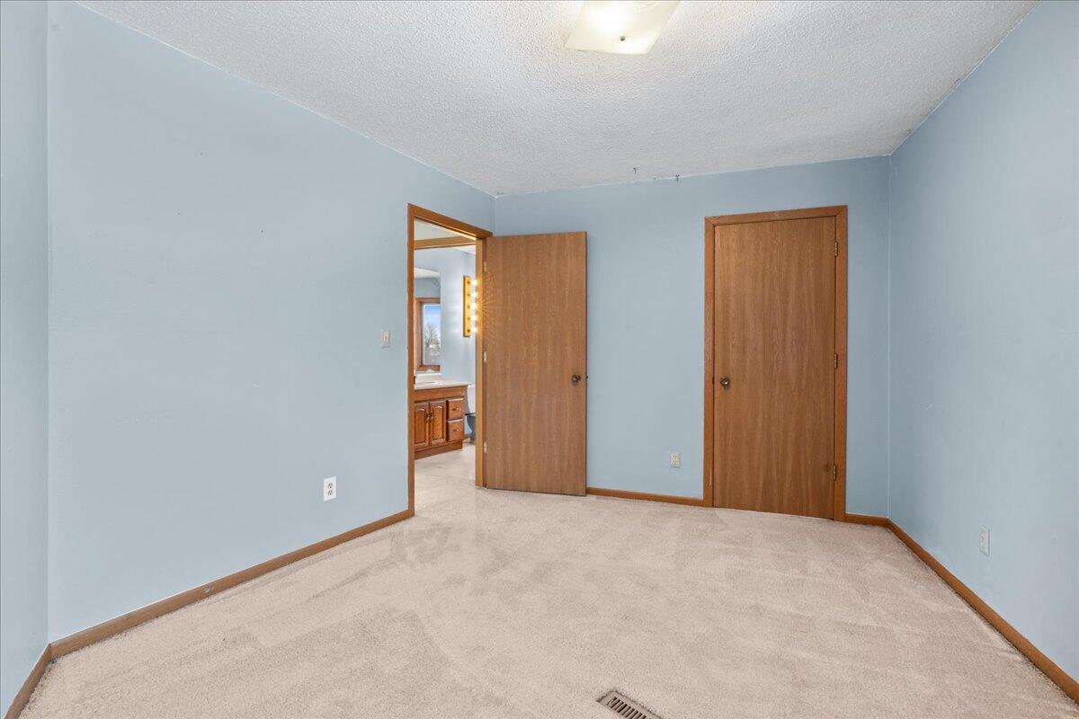 19940 Highway 57 Schleswig, WI 53042 - Photo 16 of 50 BR #2