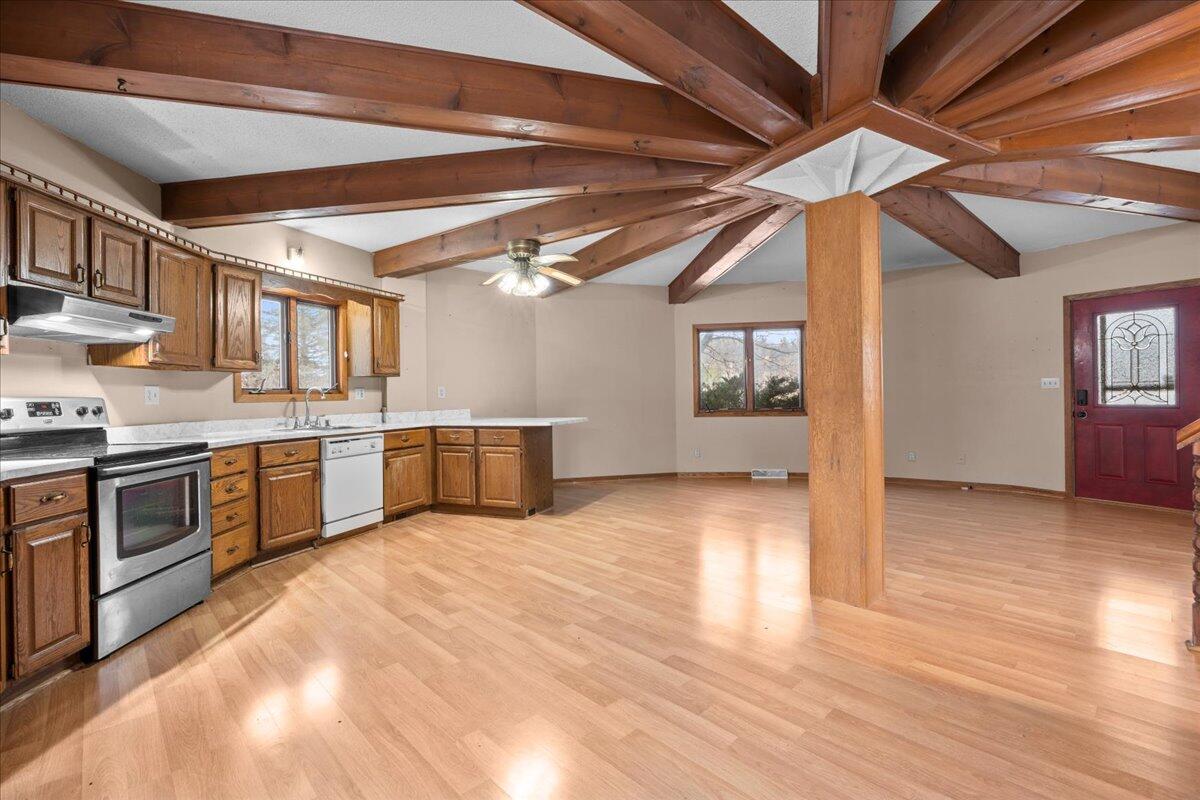 19940 Highway 57 Schleswig, WI 53042 - Photo 4 of 50 Kitchen--View 2