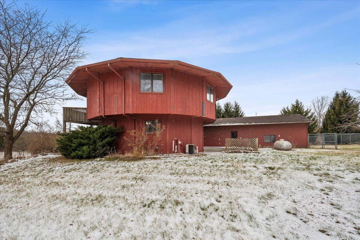 19940 Highway 57 Schleswig, WI 53042 - Photo 48 of 50 Side Yard